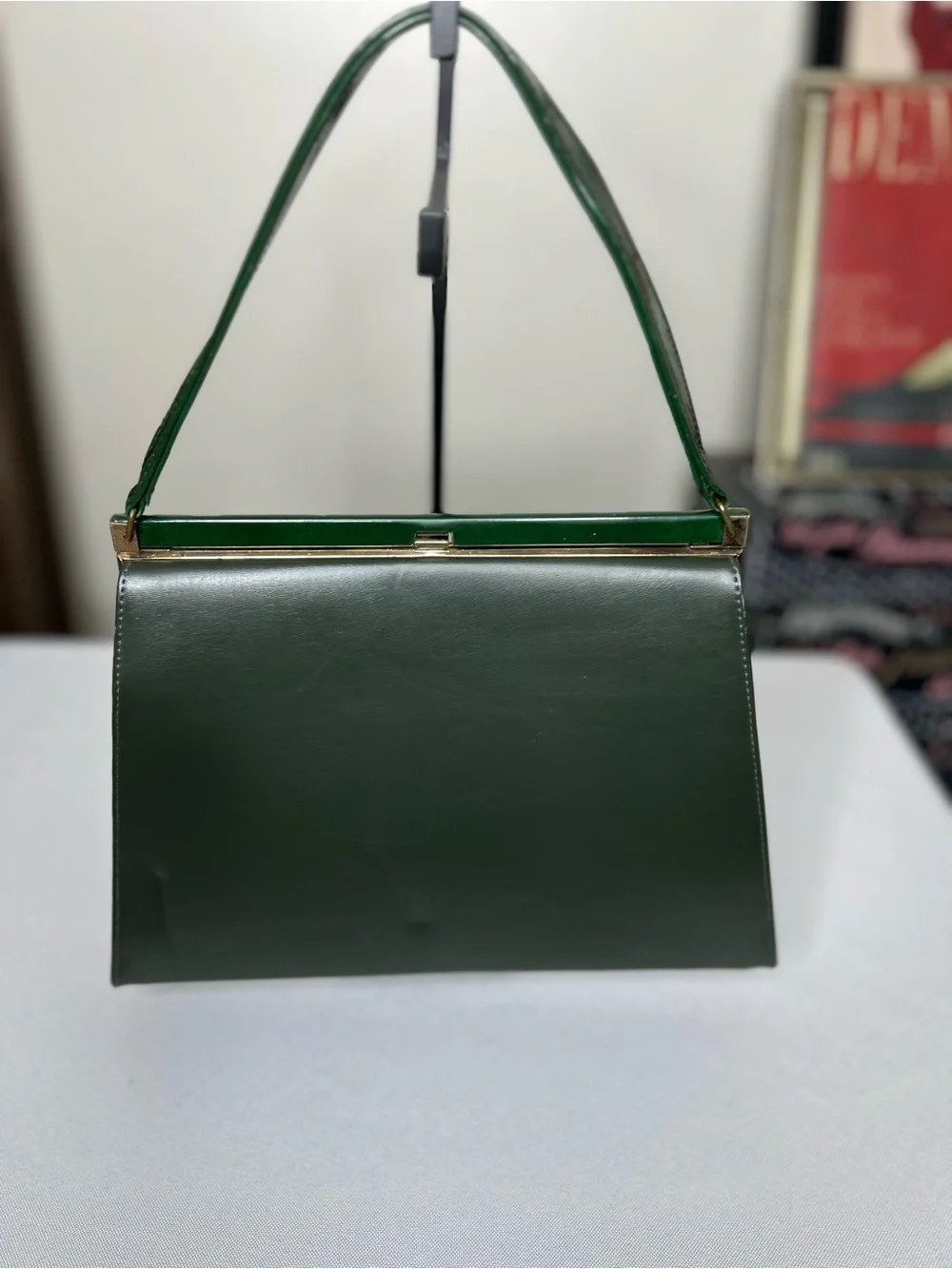 VTG 60s NATURALIZER 2 Tone Emerald Olive Green Patent Top Handle Frame Purse MCM